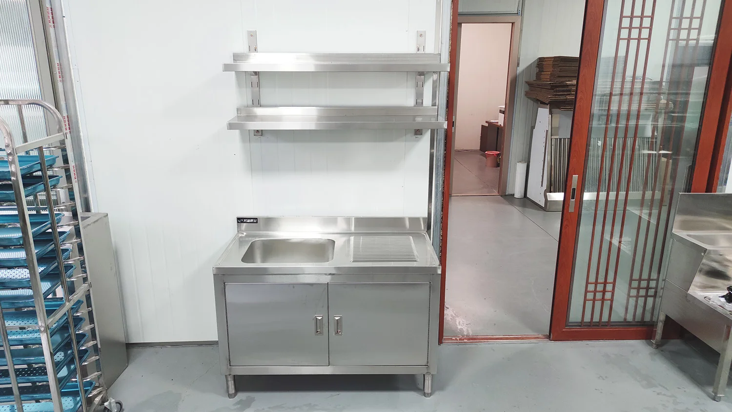 Stainless Steel Commercial Kitchen Equipment Wall Mount Shelves For 