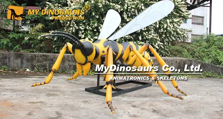 animatronic-big-wasps-1.jpg