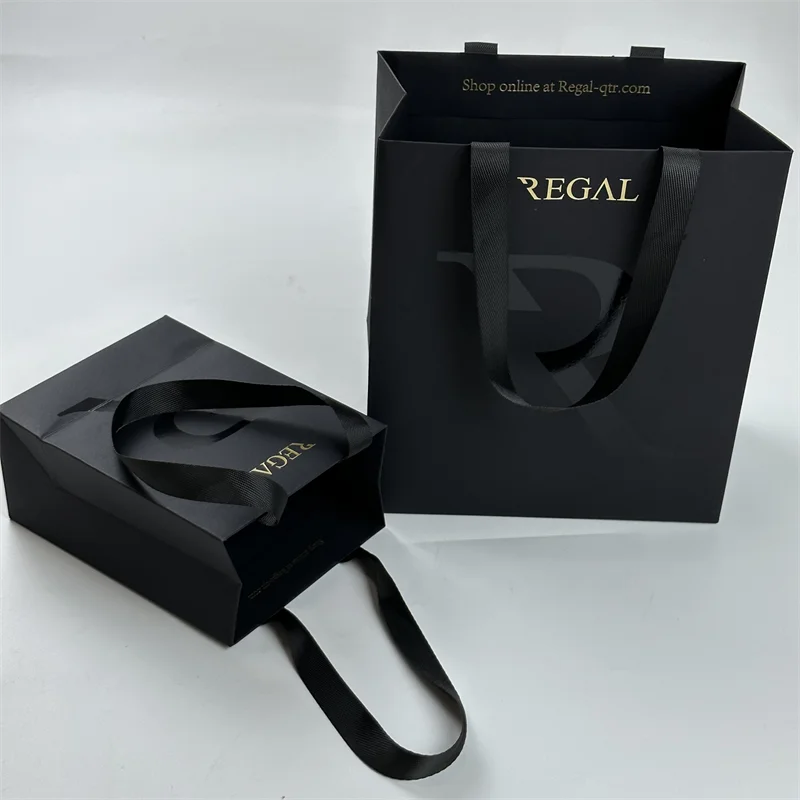 Luxury Brand Custom Made Matte Black Kraft Paper Bags Ribbon Handles Offset Printing for Garment Clothing Boutique Craft Use