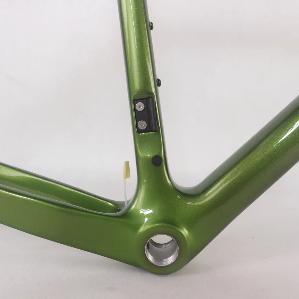 Seraph Customizable Toray T700 Carbon Fiber Gravel Bike