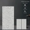 Grigio-chiaro