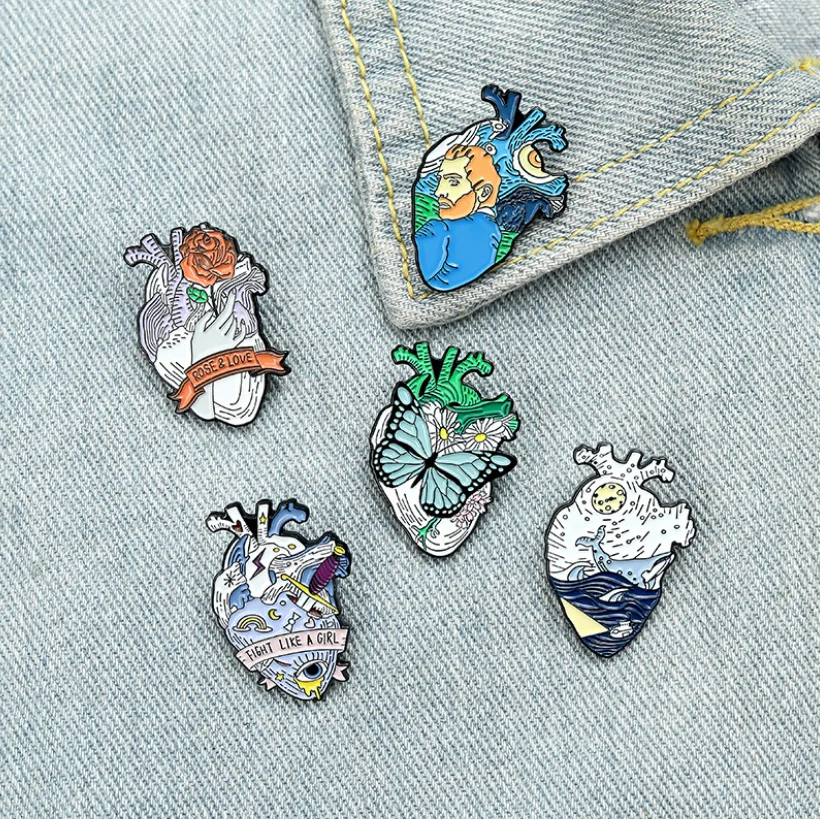 25 Style Anatomical Heart Brooch Medical Anatomy Brooch Heart Neurology  Pins for Doctor and Nurse Badge Enamel Lapel Pins