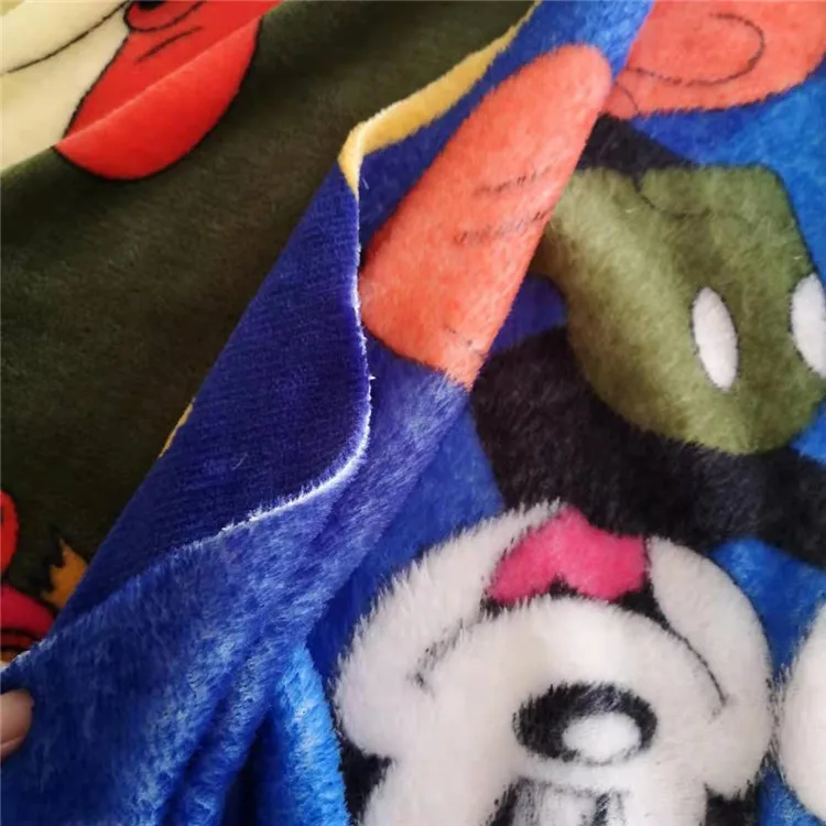 
Высококачественная основовязаная двухсторонняя фланелевая ткань с принтом 150D 200gsm 