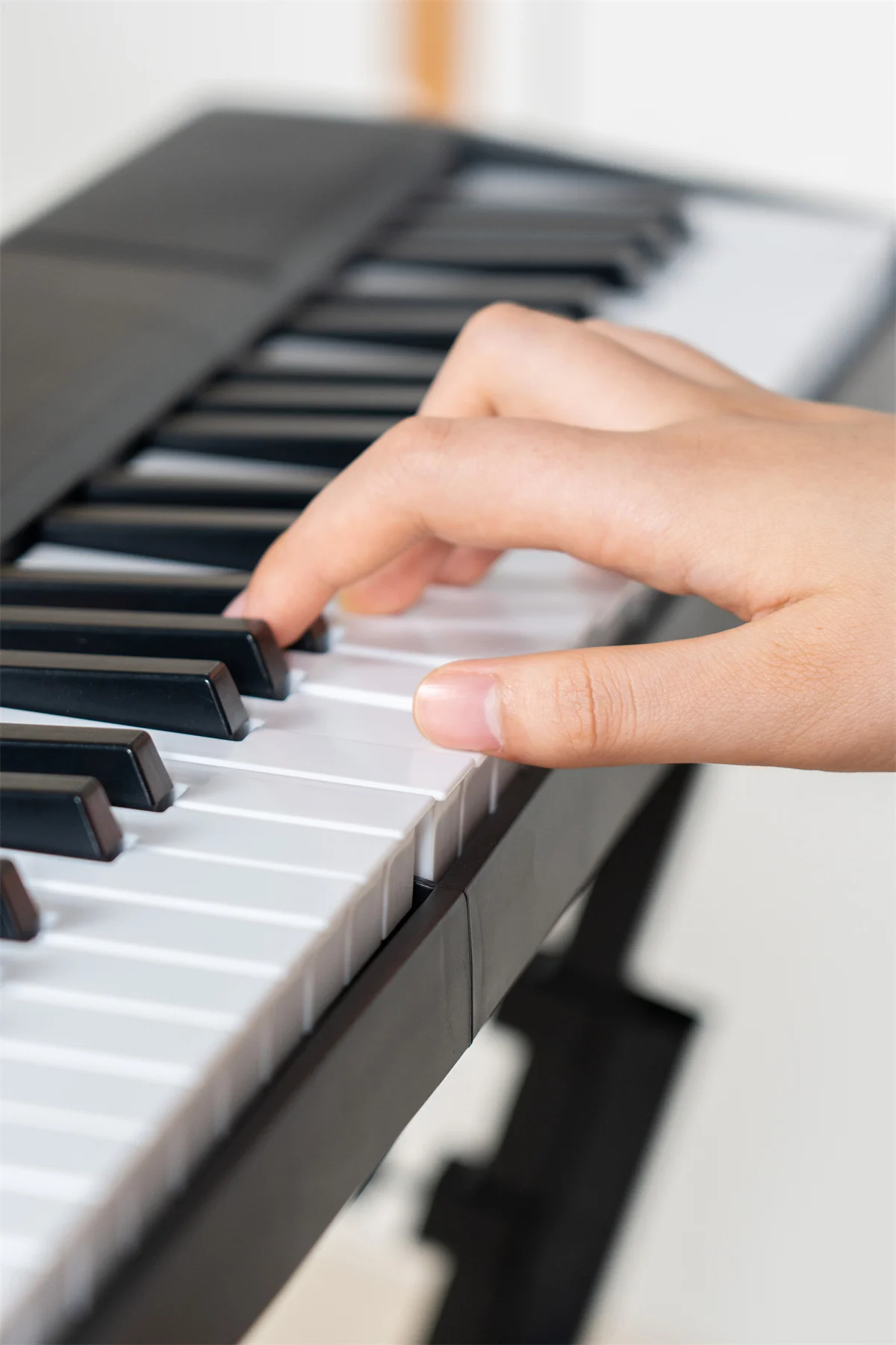 Foldable 61 Keys School Use Piano Learning Music Keyboard Portable Beginners Electronic Piano with MIDI for Wholesale