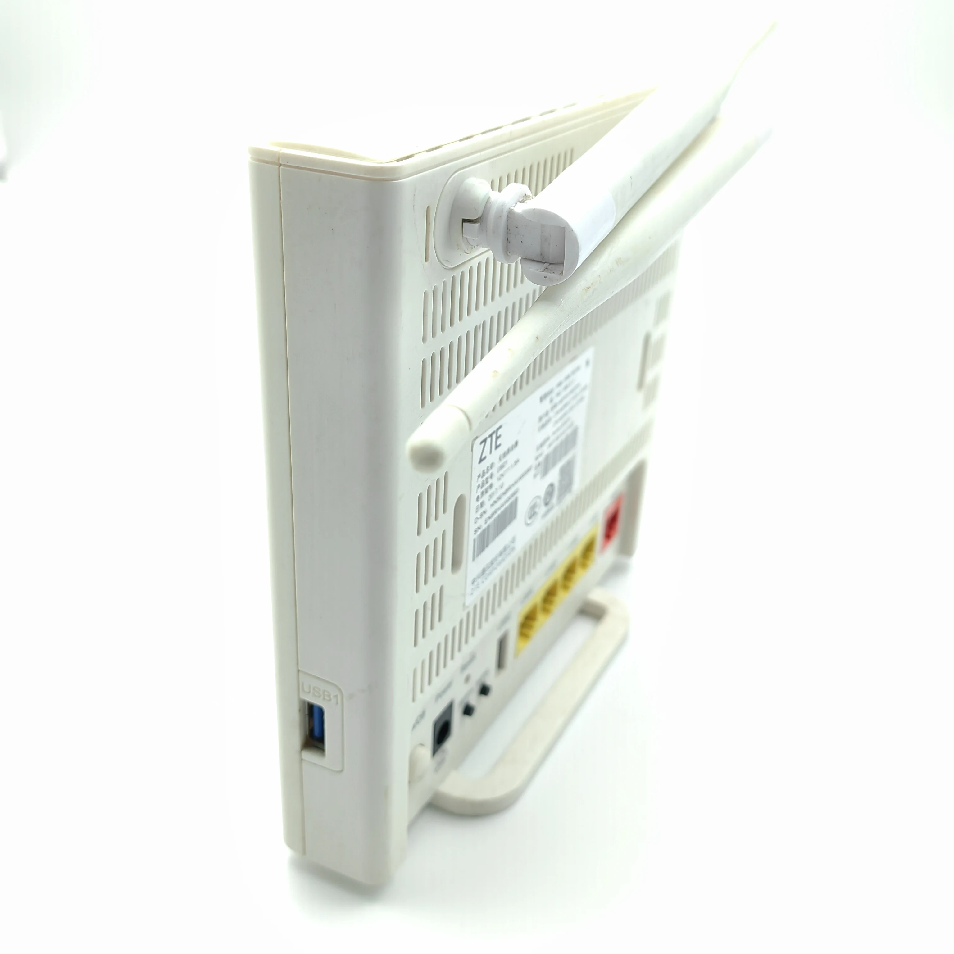 Used ZTE E8821 Router - Dual Band 2.4G & 5G - 1200mbps