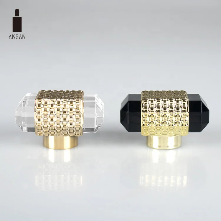 Top of the gloss: TNT creates caps for perfume brand Anima Vinchi