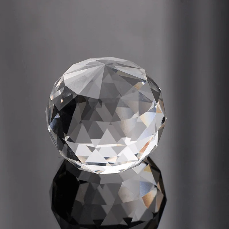 Diamond Cut Crystal Glass Ball with Flat Bottom MH-12889