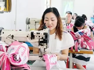 Quanzhou Flya Shoes And Garments Co., Ltd.