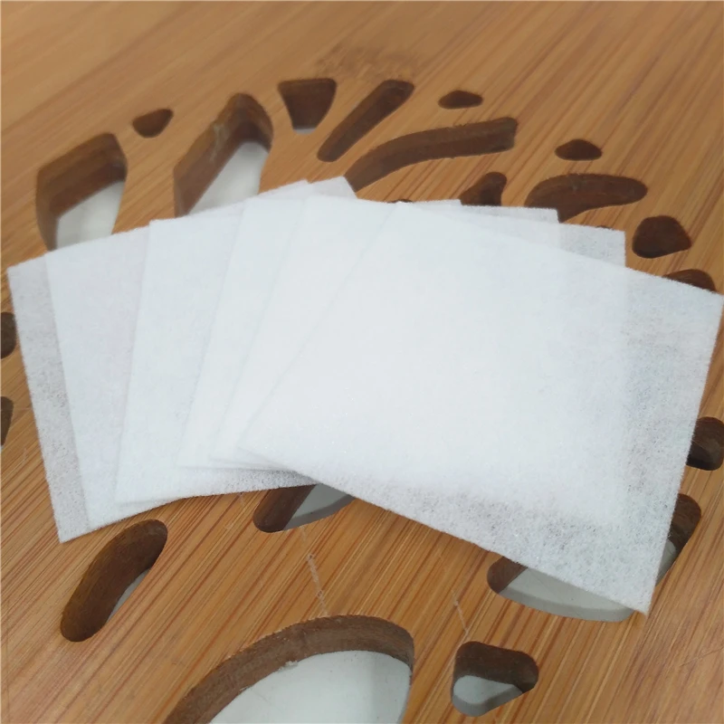 Безворсовые салфетки для снятия гель-лака ногтей