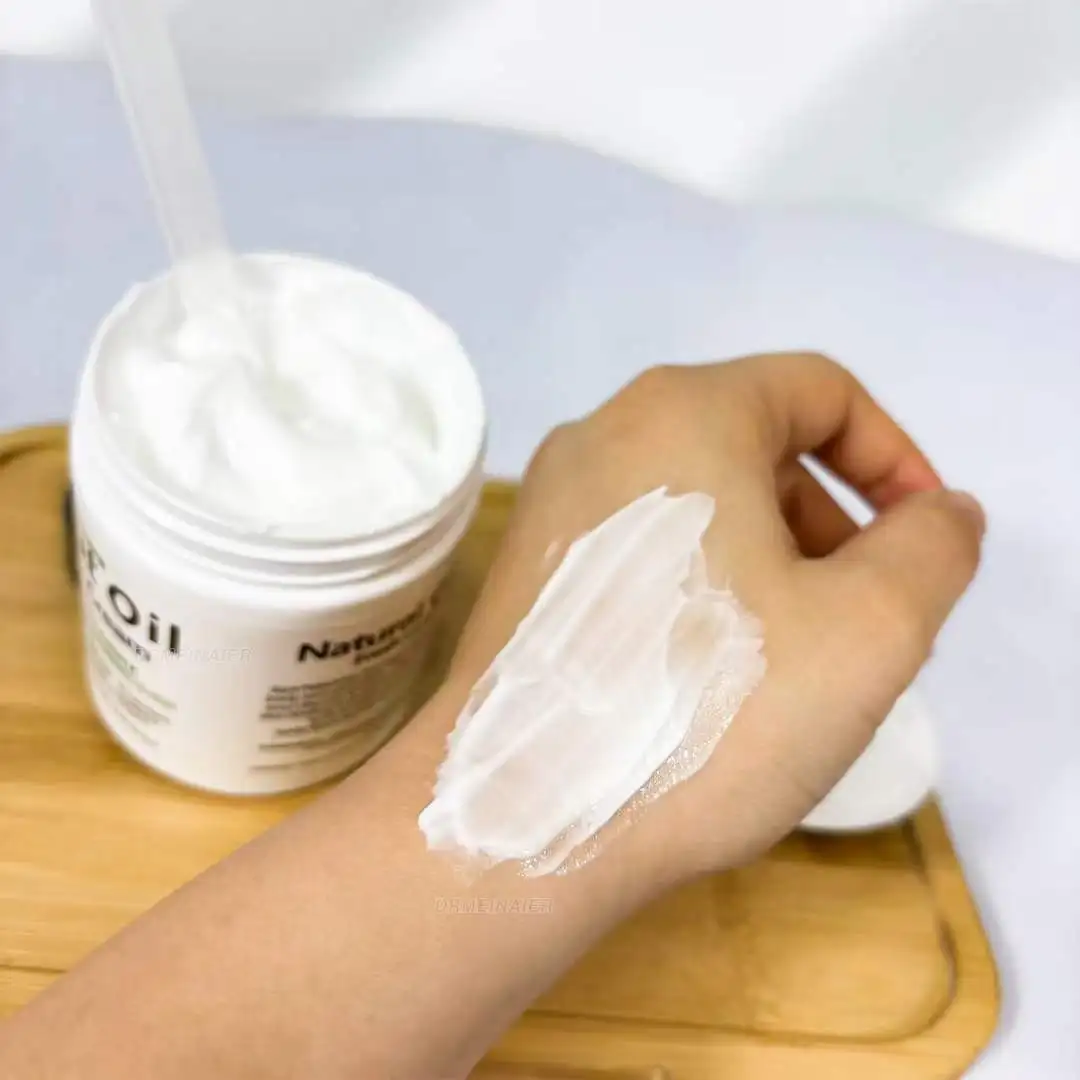 最高のココナッツスキンケア保湿クリームとビタミンEフェイス