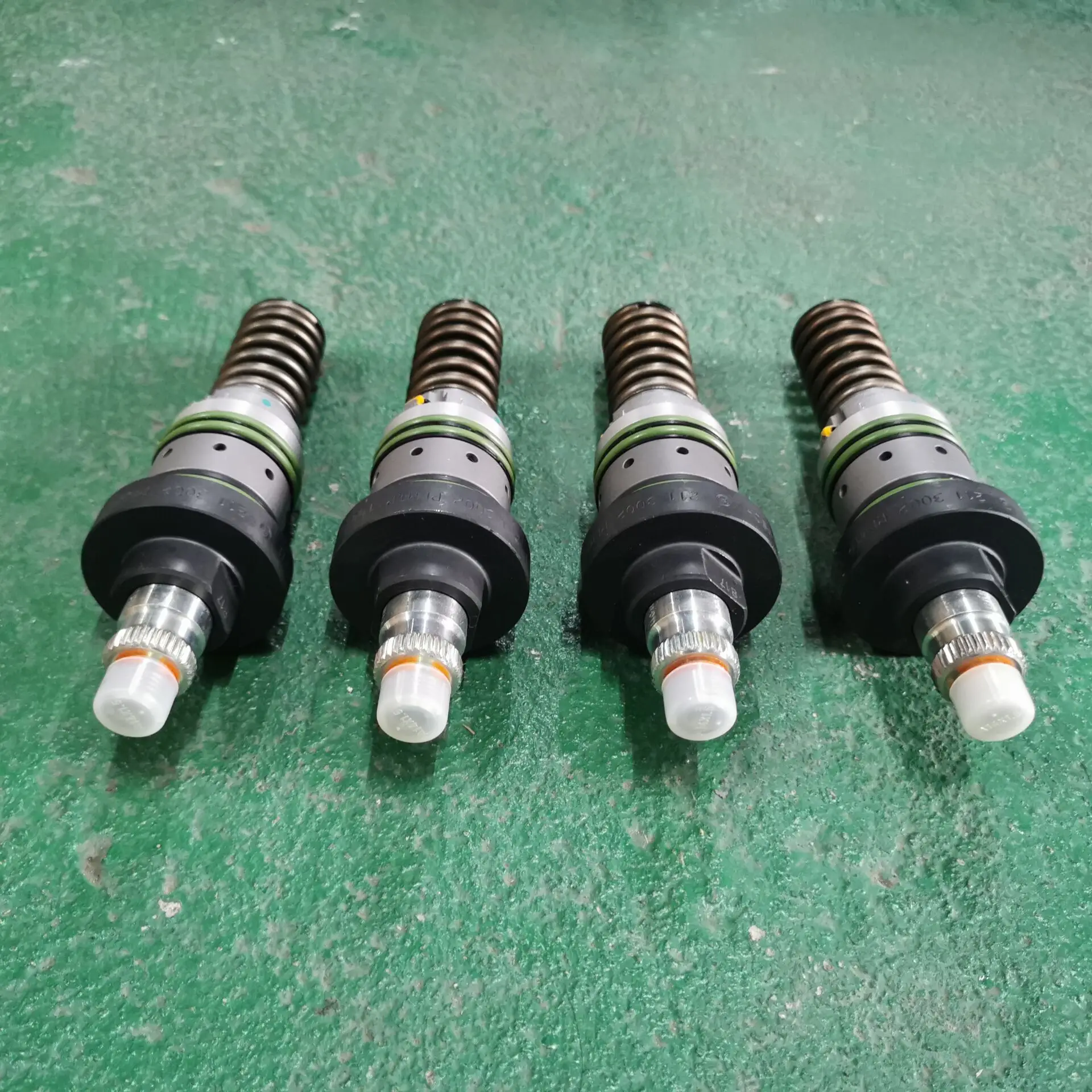 Dalian deutz TCD2012 L04 2V Engine Parts Fuel Injection Pump 02113002