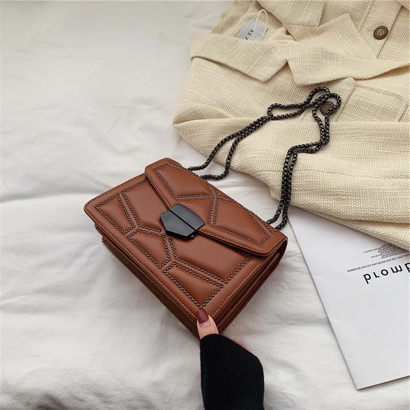 Factory Price Women Designer Bags Trending Rivets Striped Cheap