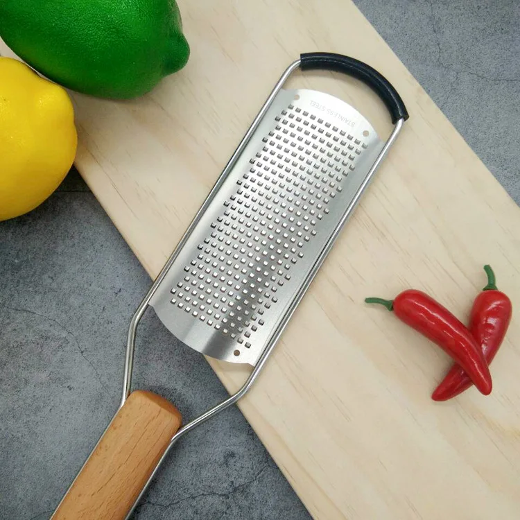Кухонная терка ручная металлическая из цедры с деревянной