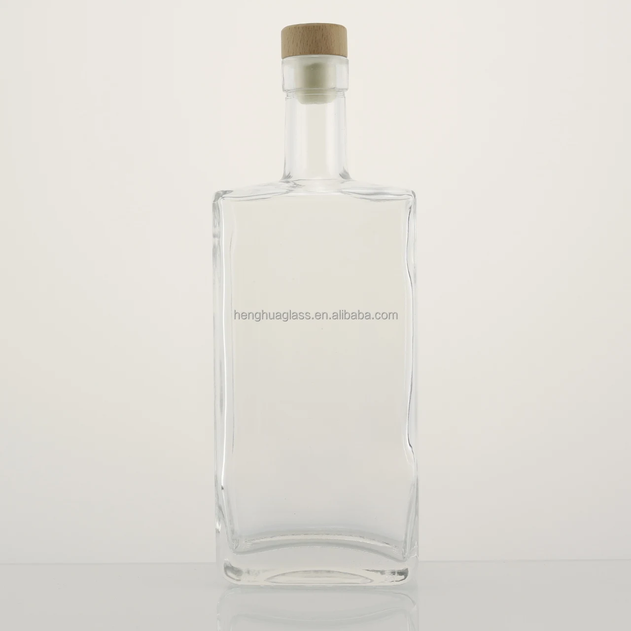 Empty Decal Logo 500ml 50cl 16oz Flat Square Glass Gin Bottle Vodka Liquor Tequila Rum Whiskey Spirits Glass Bottle With Cork