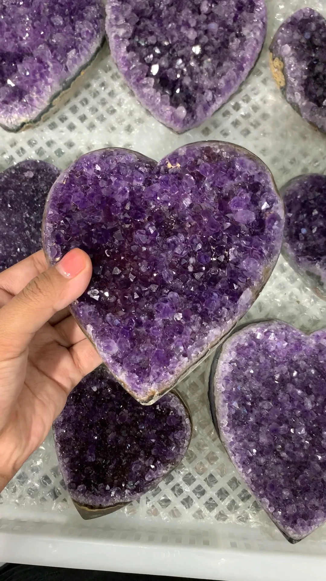 wholesale high quality natural crystal amethyst geode healing