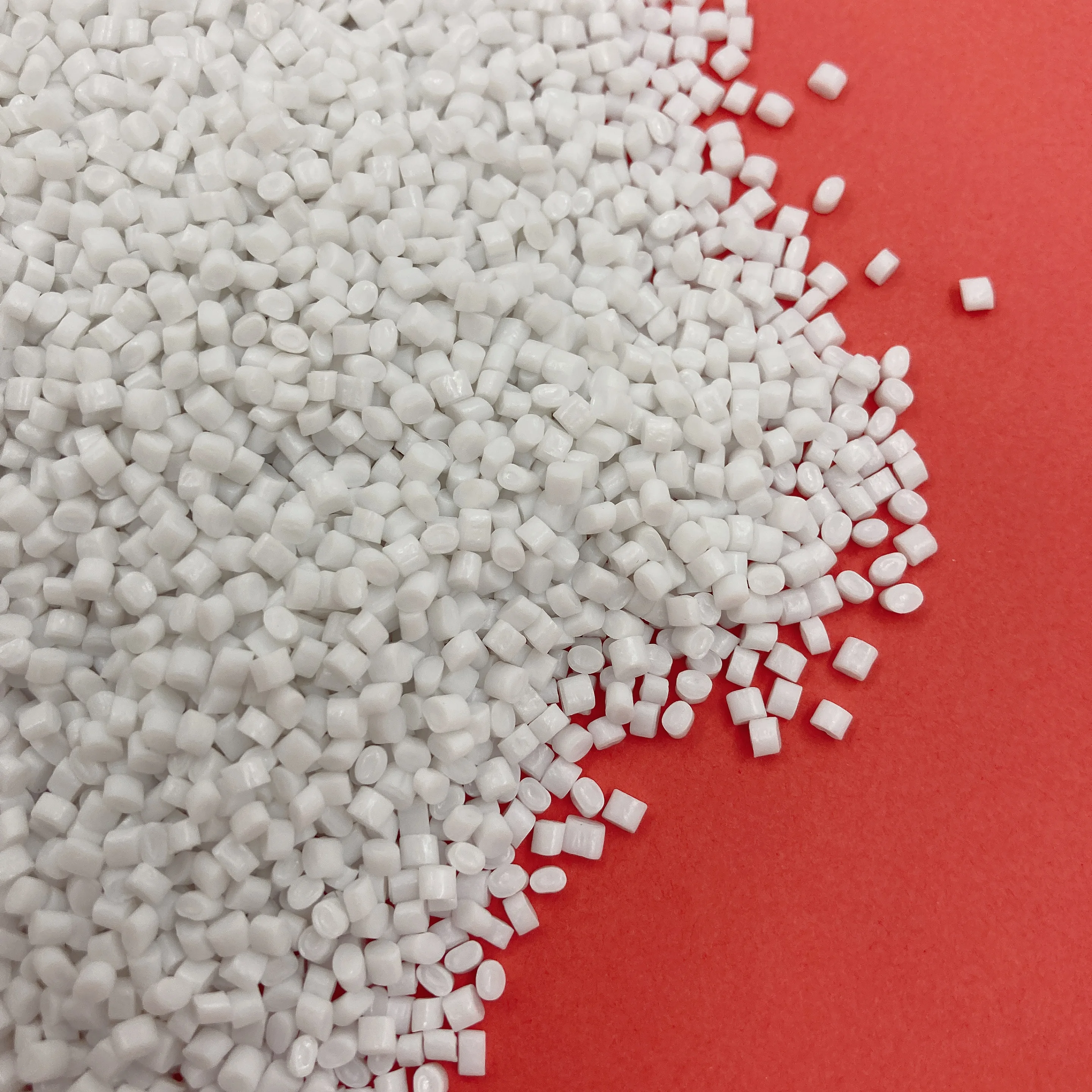 Полиэтиленовый терефталат в бутылках, 100% натуральный ПЭТ CB602 8863 Смола IV 0,80-0,85 ПЭТ смола