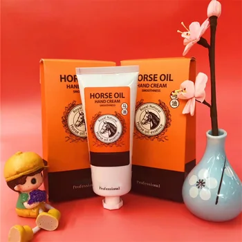 Gentle Horse Oil Hand Cream with Box Moisturizing Hand Cream Moisturizing Hand Cream one piece for hair hydration