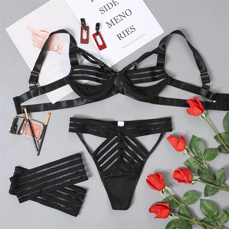 Lencería Y Bragas De Encaje De Tres Puntos Para Mujer,Lencería Sexy  Ahuecada De Buena Calidad,Venta Al Por Mayor,China - Buy Sexy Lencería Sexy, Lencería Sexy Y Bragas,Tres-sexy Lencería Sexy Product on Alibaba.com