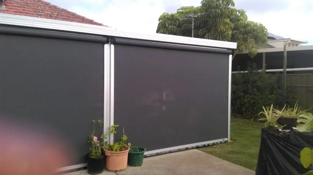Economic Balcony Ziptrack Indoor Outdoor Roller Blinds Shade Office Curtains and Blinds