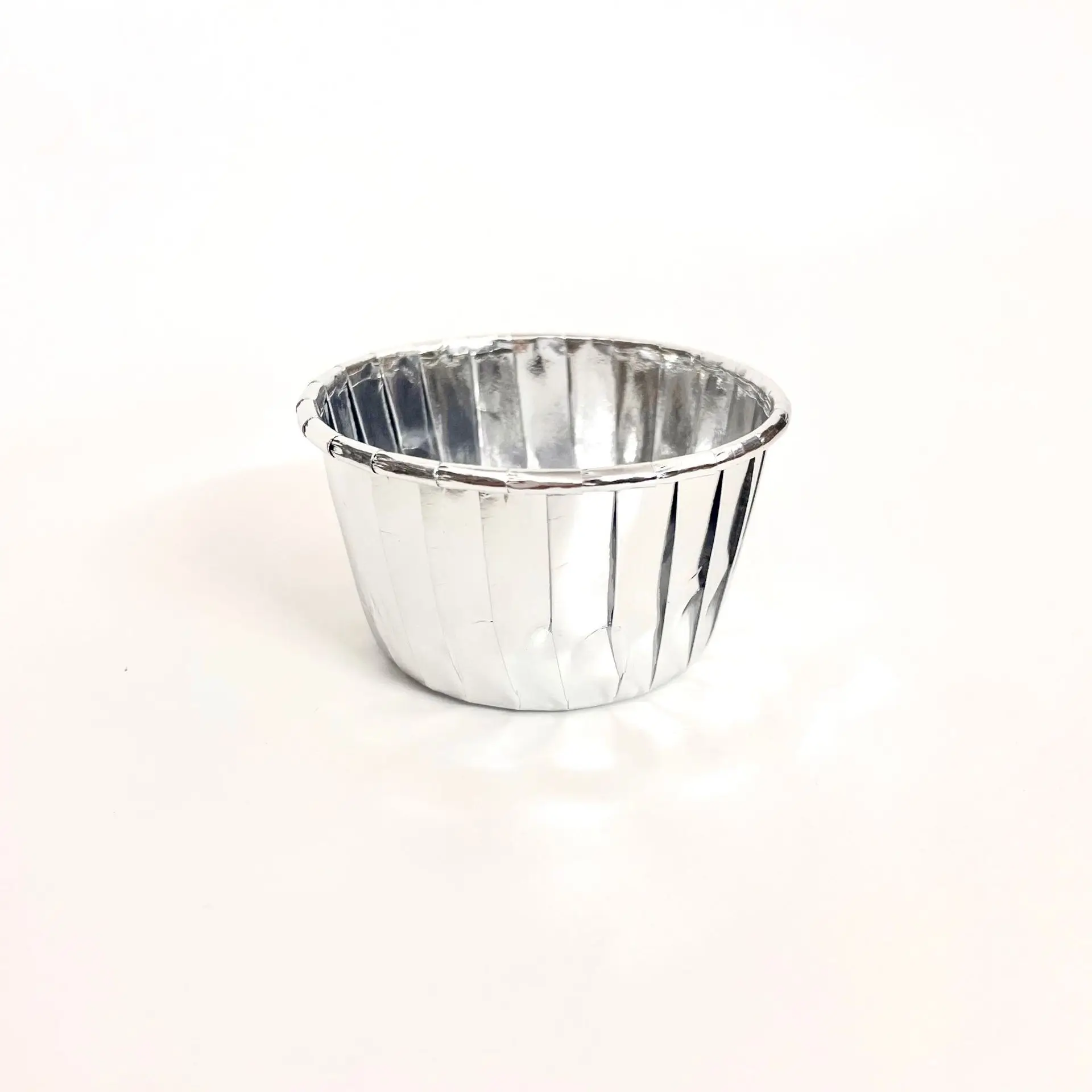 Cake baking aluminum foil insulation cup, dessert chocolate Cupcake packaging paper bowl Wholesale Food Grade Disposable Cup factory