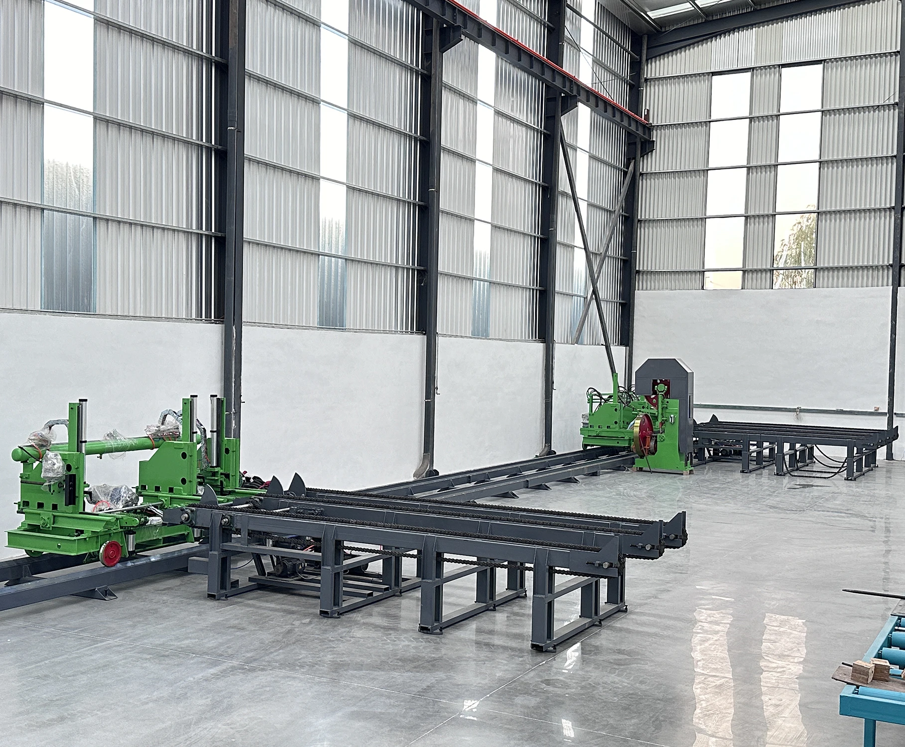 Vertical Band Saw Machine with Trolley