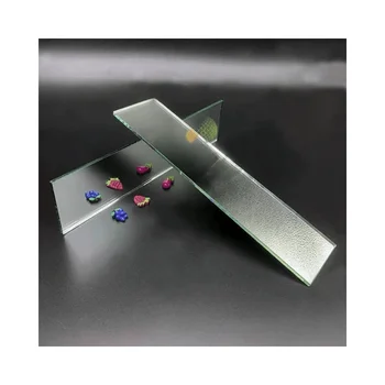 Vacuum magnetron sputtering to produce the surface of the Non-conductive touch-screen glass