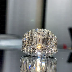 Luxury 18-carat white gold men's ring, set with a 1.4-carat lab-grown emerald-cut diamond, anniversary gift