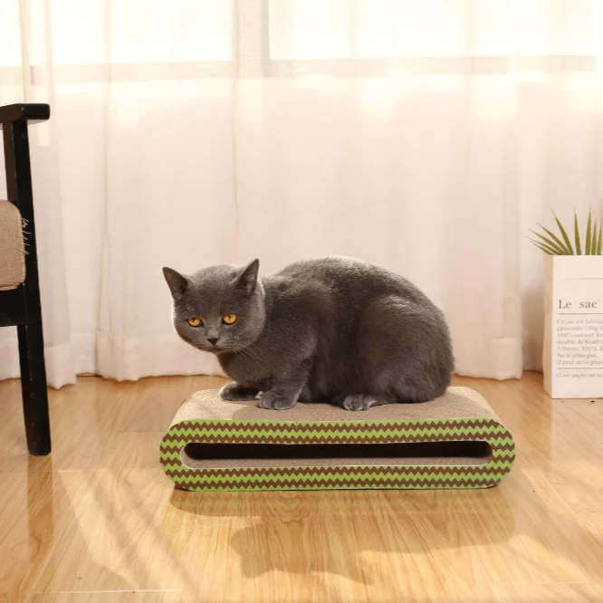 flat scratching mat