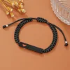 Pulsera de corazón en blanco en negro