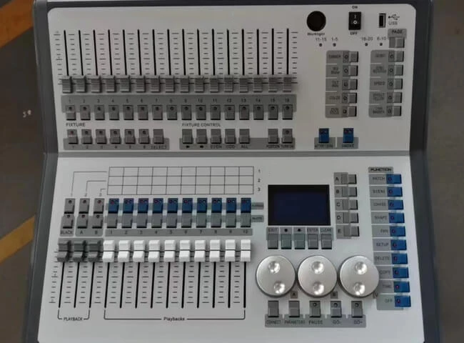 Professional Mini 1024CH DMX Console Remote Control DJ Equipment Stage Light Controller with DMX512 Connection