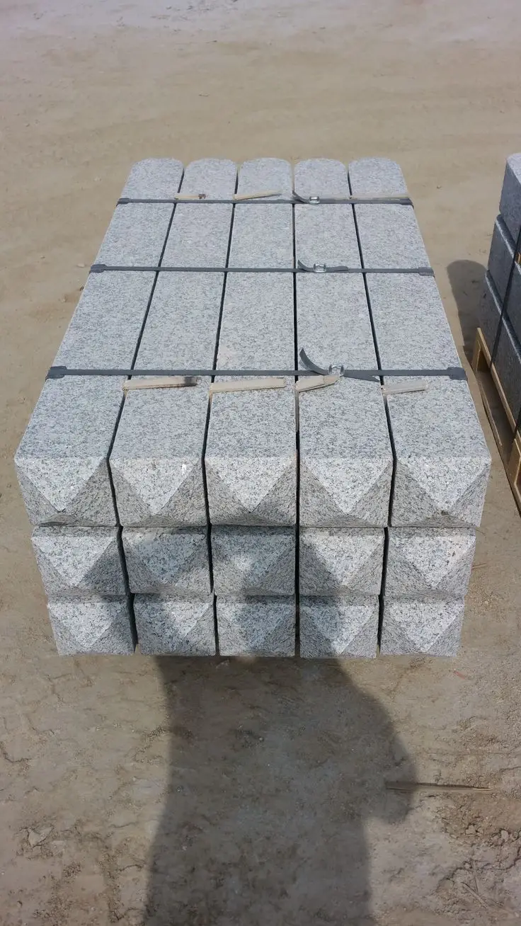 G603 Granite Kerbstone Light Grey Granite Pineapple Kerbstone Driveway Paving Stones Granite Curbstone