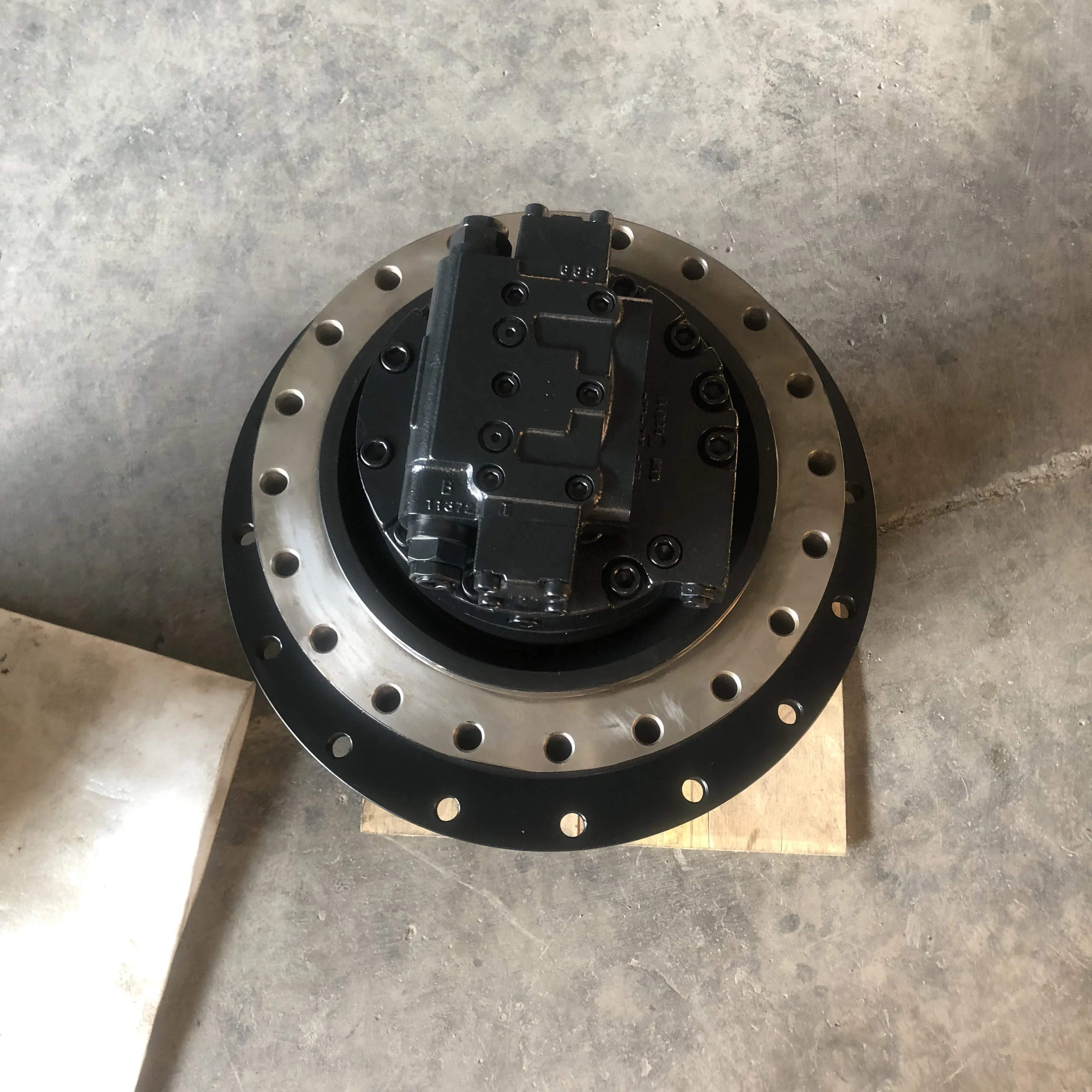 JS330LC A0073 333/K1153 Hydraulic Final Drive for Excavators