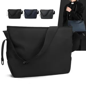 Customize Messenger Bag for Men for Men Waterproof Water-resistant Work Office Bag Crossbody Bag with Shoulder Strap