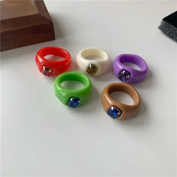 Hot Sale Design 4 Claw Setting CZ Acrylic Finger Rings Multi Color Square Crystal Resin Rings