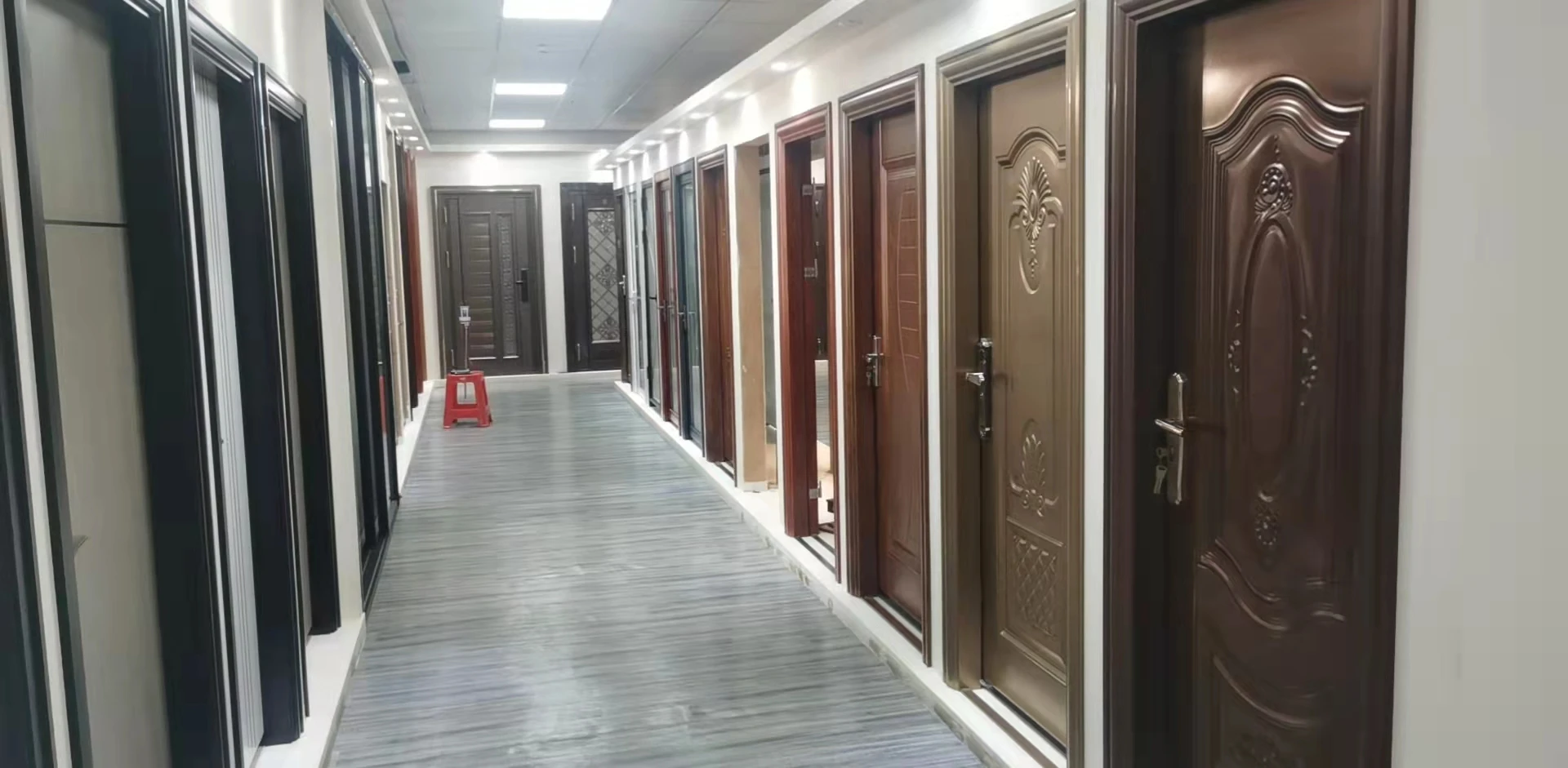 Latest Design Cheapest Price Good Quality Home Style Security Steel Gate Door security door