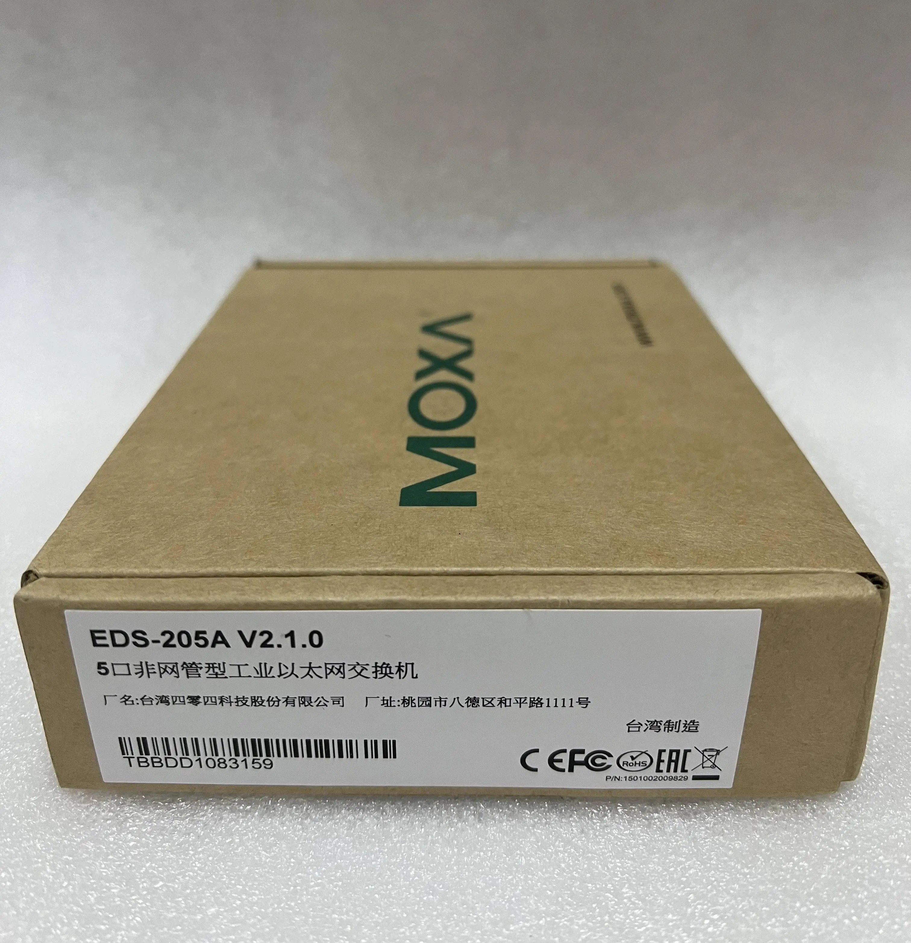 MOXA 5-port Unmanaged Industrial Ethernet Switch EDS-205A MOXA 5-port Unmanaged Industrial Ethernet Switch EDS-205A