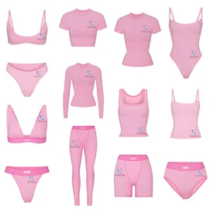 Sexy Custom Two Pieces Set Women Yoga Wear Yoga Bra Shorts Set Sexy Sports Bra Tops and Yoga Wear Set