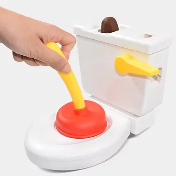 Best-selling Amazon strange trick toilet game parent-child interactive board game projectile poop spoof toy