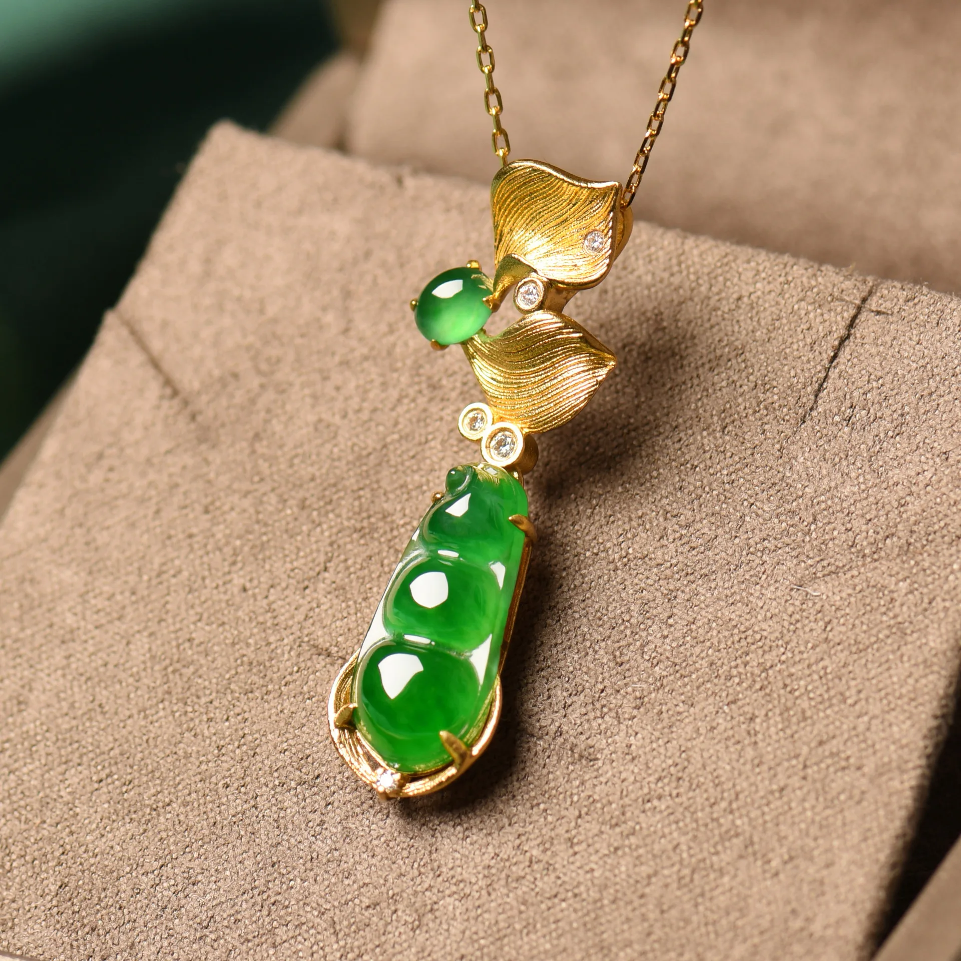 Maya Green Jade Foot Women's 24K Gold Pendant a Goods Fudou Jade 999 Pure  Gold Egg Noodles Necklace National Tide Style
