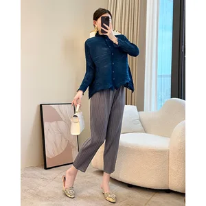 2026 Summer Fashion Elegant High-end Casual Long-sleeved Green Top for Women Loose Fit Large Size Pleated Lazy Style for Office