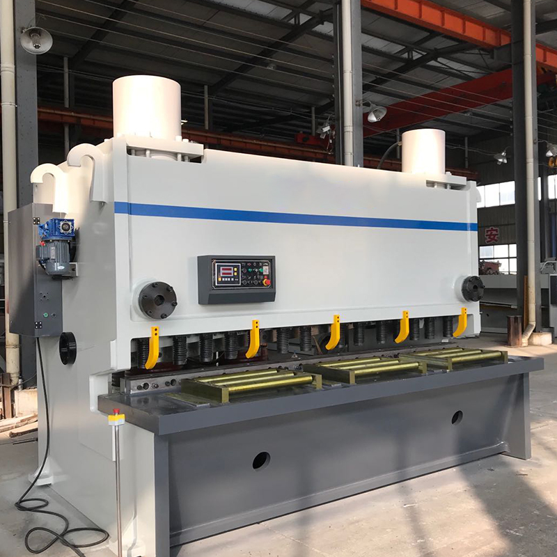 Qc11y-10 * 3200 гидравлический станок с ЧПУ для резки пластин