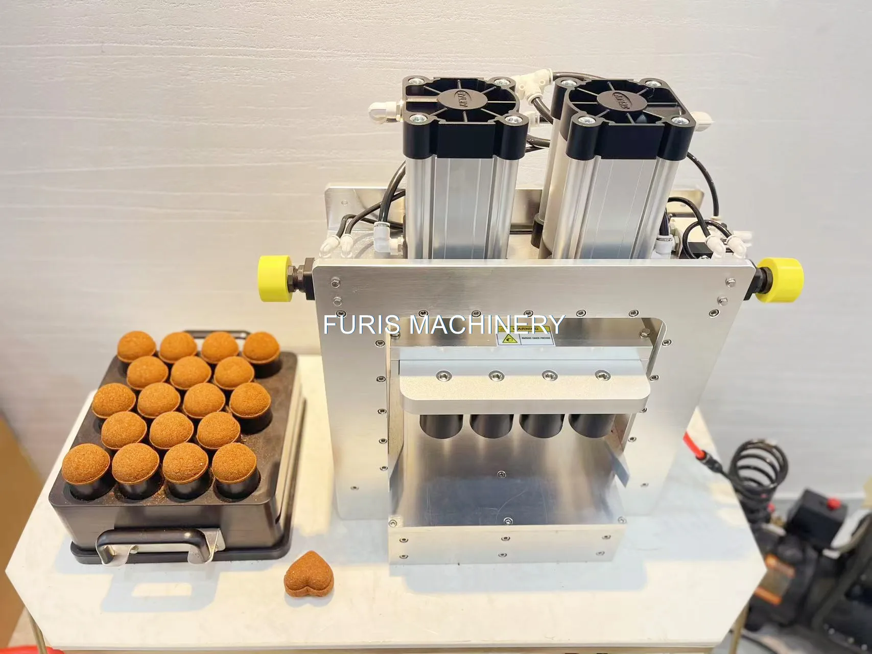 OEM Customize Salt Block Birria Bombs Shower Steamer Shampoo bar Bath Bomb Form Make Press Machine Equipment Supplier for Sale