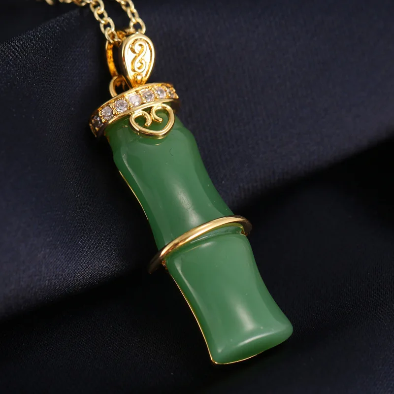 Amazon.com: Feng Shui Necklace Pixiu/Pi Yao Charm Pendant Necklace w/Cord  Natural Jade Necklace for Women Men Long Necklace Meditation Jewelry Jade  Amulet Talisman for Wealth Good Luck : Clothing, Shoes & Jewelry