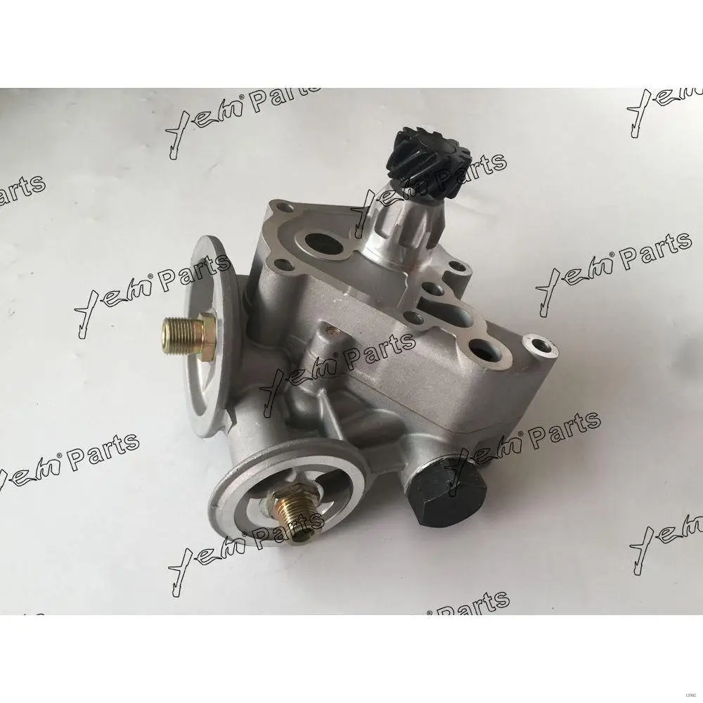 4D32 Oil Pump for Mitsubishi Engine.