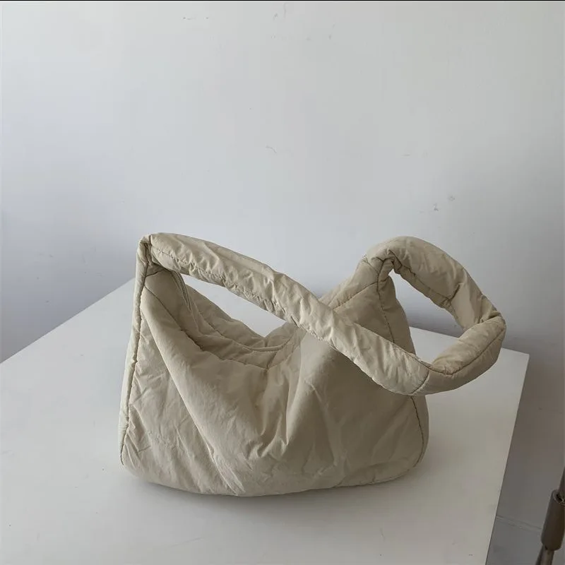 ☆EMIS☆NYLON PADDED SHOULDER BAG 韓国発 大人気 Amazon.co.jp: EMIS NYLON PADDED SHOULDER BAG 3色 (ピンク