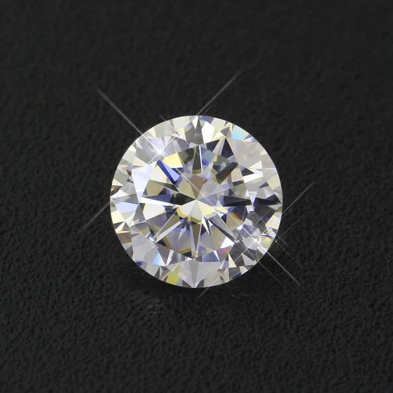 New Heart-Shaped Moissanite Ring Set in 925 Silver for Men and Women Hip Hop Style Natural Diamond Ring
