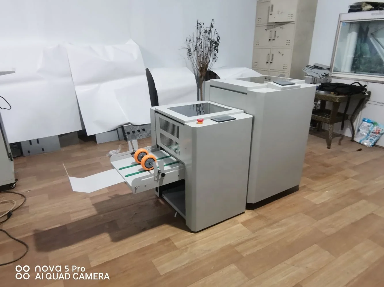 Automatic A3  Paper Staple and Folding Machine   Paper Processing Machinery