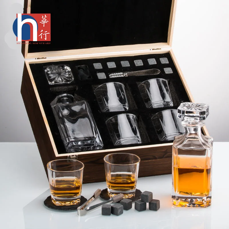 Custom Square Whiskey Glass Kit Set Bottle Whiskey Decanter with Wood Box