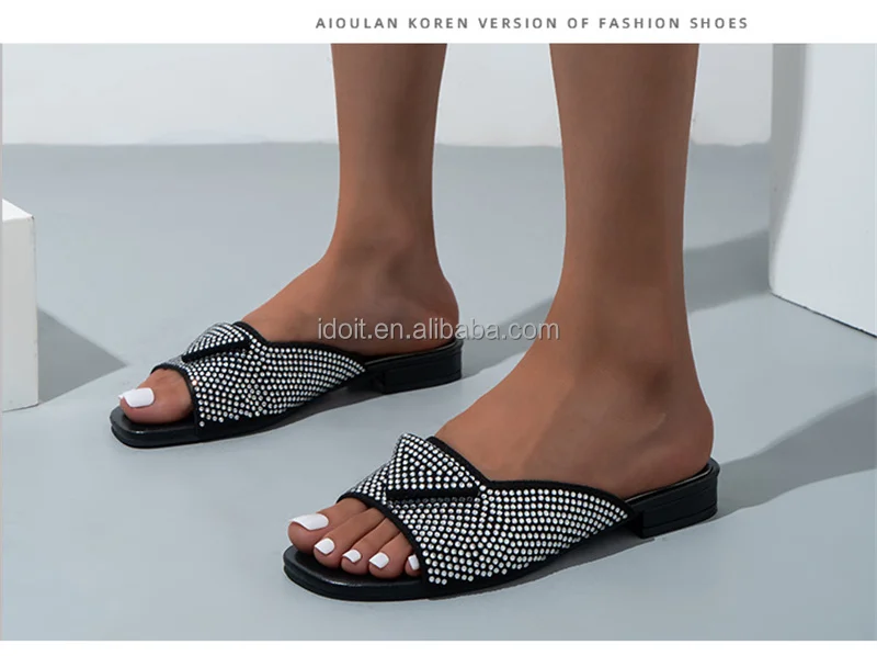 Idoit Summer New Fashion Lowheeled Women's Slippers For Home Designer