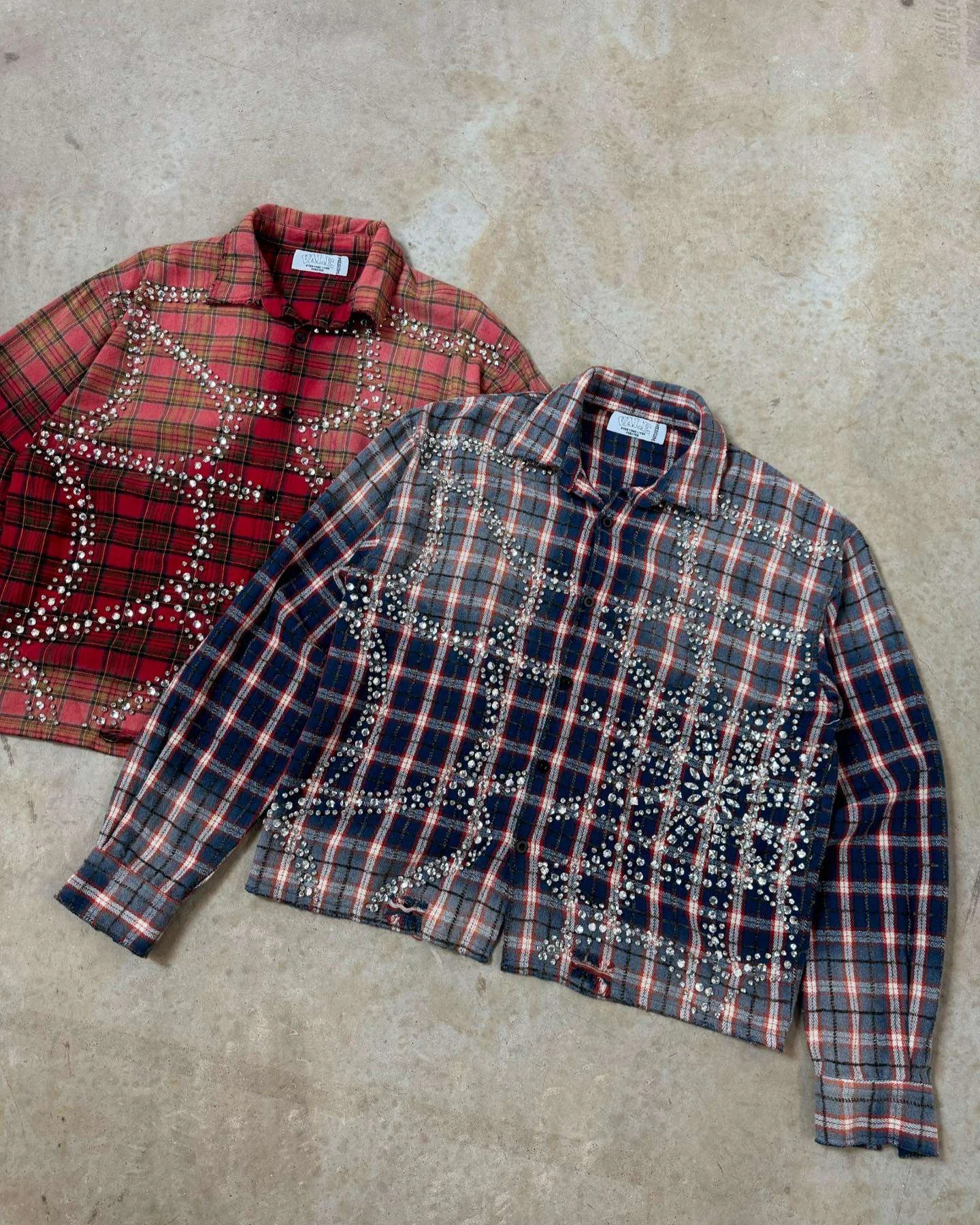Custom Streetwear Street Vintage T-shirt Baggy Boxy Fit Collared Plaid Wash Button up Rhinestone Full Long Sleeve Shirts for Men gallery 2